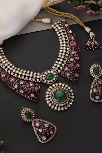 Ruby pink and emerald green polki necklace set