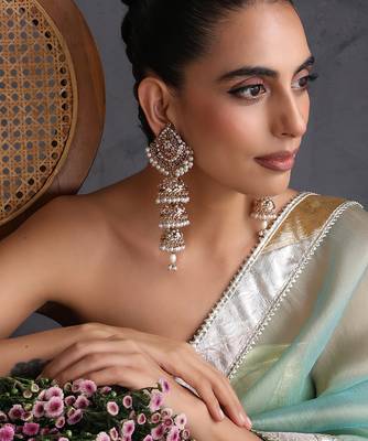 Gold plated red jadau jhumka earrings 1