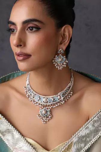 Gold plated blue jadau necklace set
