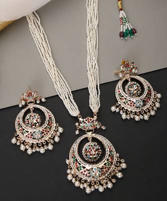 Gold plated white jadau pendant necklace set 2