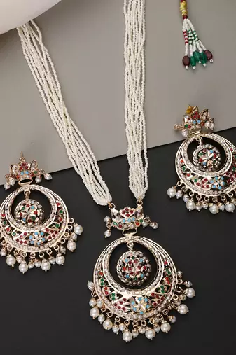 Gold plated white jadau pendant necklace set