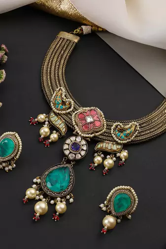 Gold plated blue polki necklace set