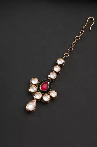 Gold plated ruby red kundan maang tikka