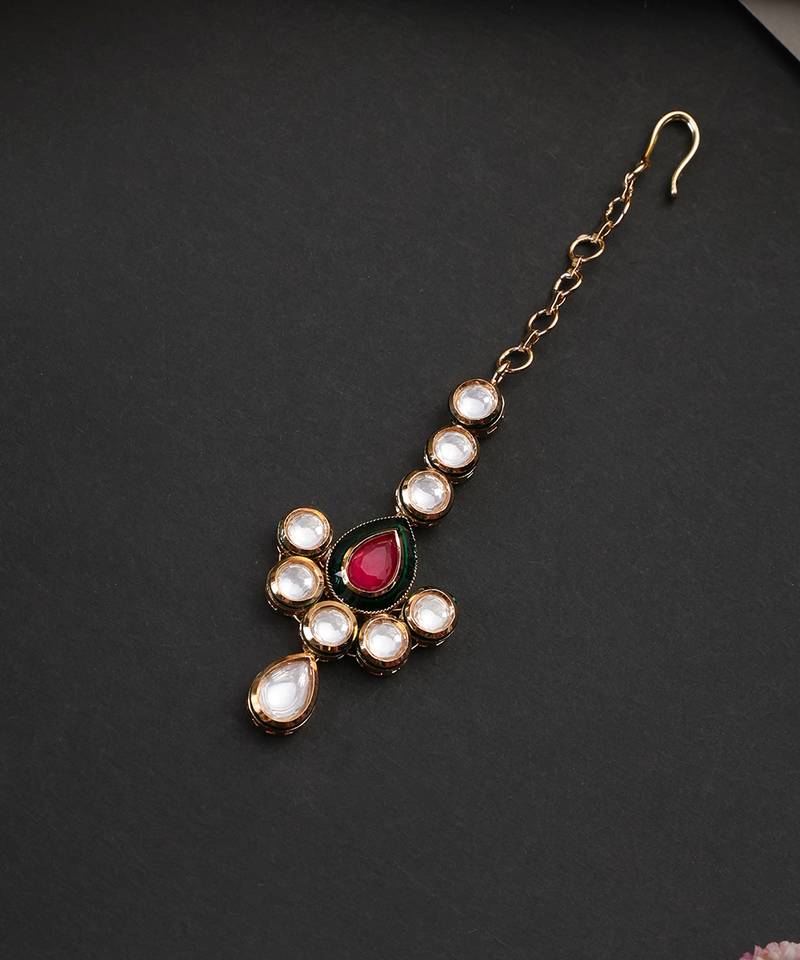 Gold plated ruby red kundan maang tikka