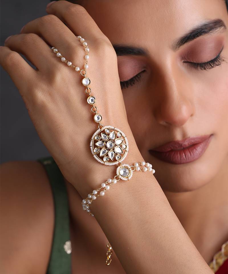 Gold plated beaded polki hathphool