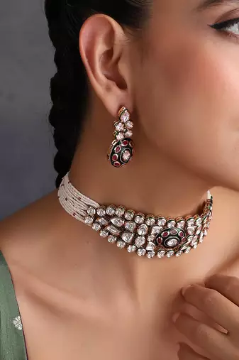 Red and green kundan choker necklace set
