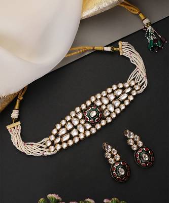 Red and green kundan choker necklace set 4