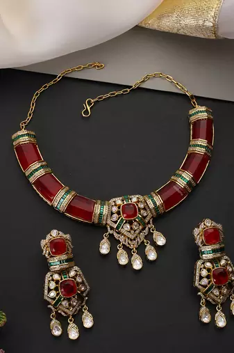 Gold plated ruby red polki necklace set