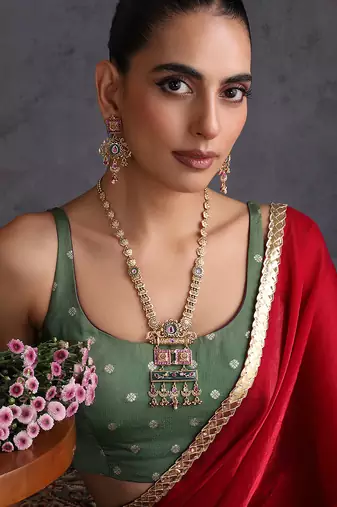 Gold plated multicolor temple mofit pendant necklace set