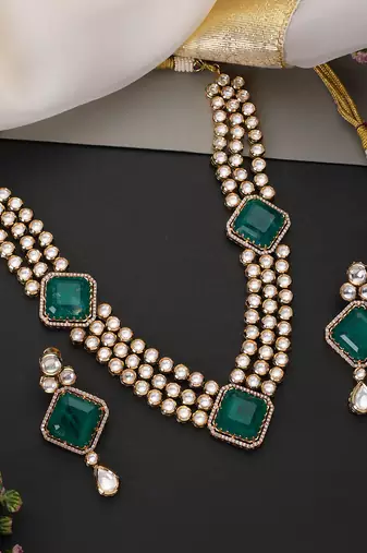 Emerald green polki layered necklace set
