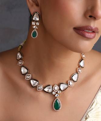 Gold plated emerald green polki necklace set 3