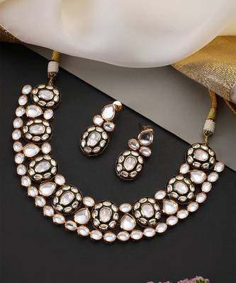 Gold plated green polki necklace set 4