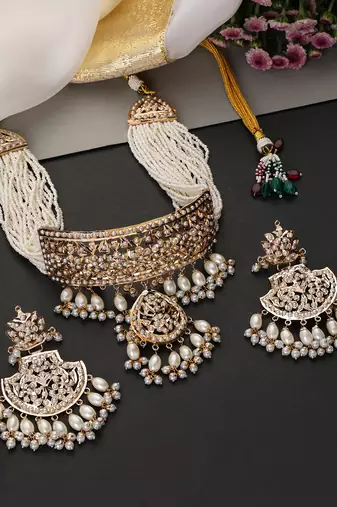 Gold plated white jadau choker set