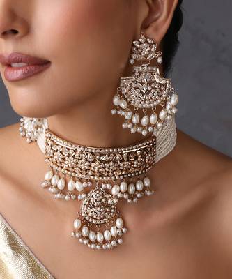 Gold plated white jadau choker set 3