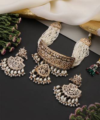 Gold plated white jadau choker set 4