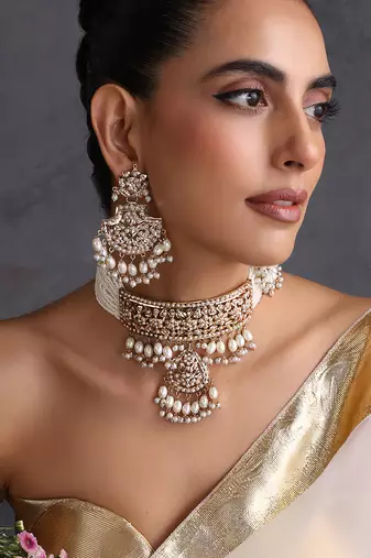 Gold plated white jadau choker set