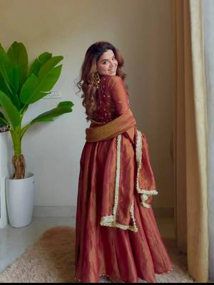 Dusty rose moss chiffon kurta with chanderi bottom & dupatta set 3