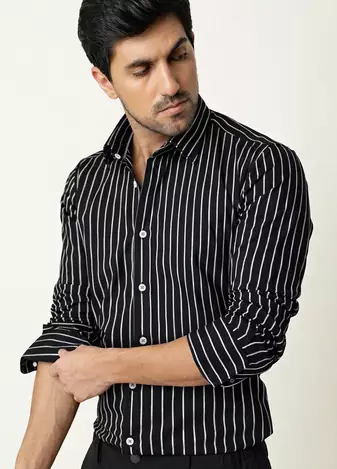 Men's Stripes Printed Casual Wear Spread Coller Black Shirt