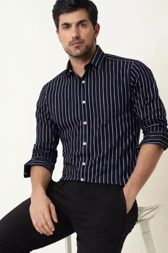 Men's stripes printed casual wear spread coller blue shirt