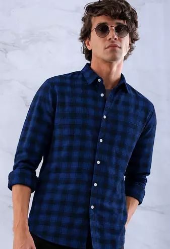 Men's Checkered Printed Spread Collar Casual Wear Blue Shirt