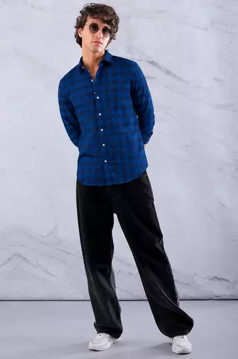 Men's Checkered Printed Spread Collar Casual Wear Blue Shirt