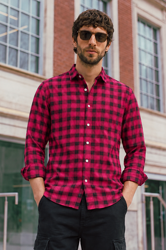Men's Blue Checkered  Fashionable Red Shirt