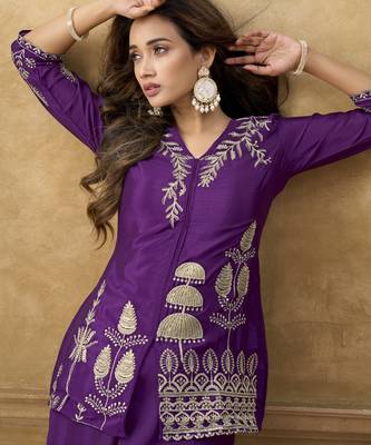 Purple chinnon cotton embroidered v-neck 2 piece set with circular palazzo for women 2