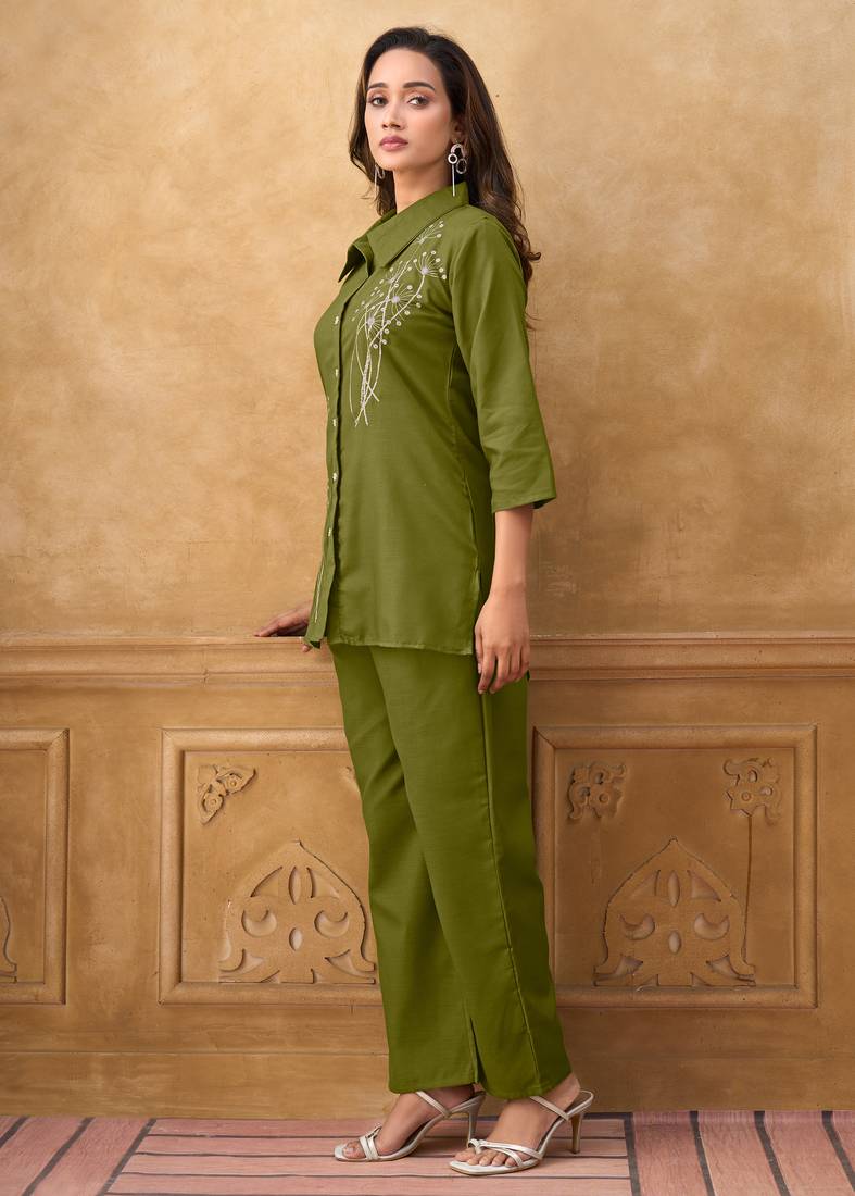 Green cotton blend embroidered shirt style co-ord set for women