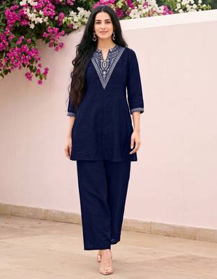 Blue premium vichitra silk stand collar v-neck embroideblue kurta palazzo 2 piece co-ord sets for women 2