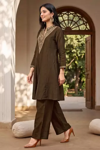 Mahendi premium vichitra silk stand collar v-neck embroidemahendi kurta palazzo 2 piece co-ord sets for women