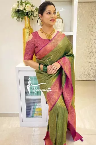 Green pink  silk blend jacuard work festival saree with unstitched blouse piece