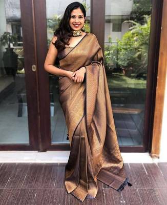 Black silk blend jacuard work festival saree with unstitched blouse piece 1