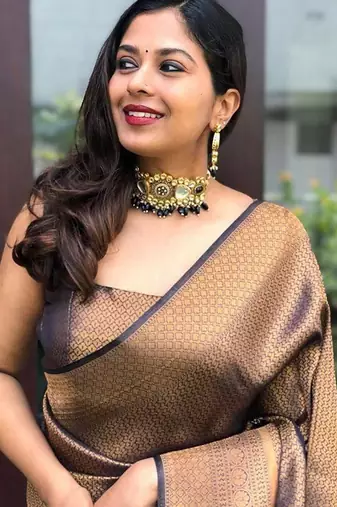Black silk blend jacuard work festival saree with unstitched blouse piece