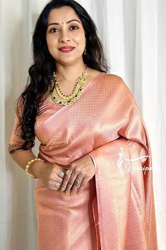Peach silk blend jacuard work festival saree with unstitched blouse piece
