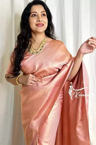 Peach silk blend jacuard work festival saree with unstitched blouse piece