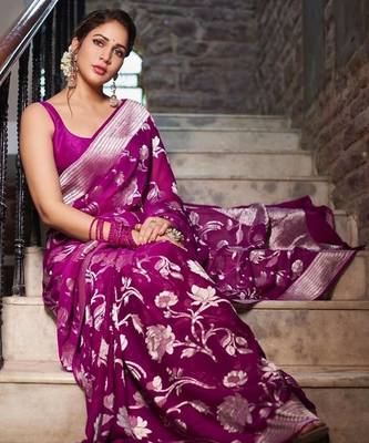 Wine silk blend jacuard work festival saree with unstitched blouse piece 1