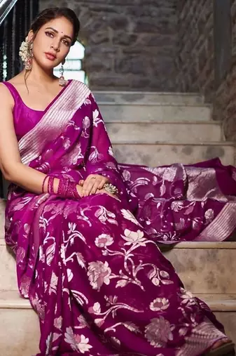 Wine silk blend jacuard work festival saree with unstitched blouse piece