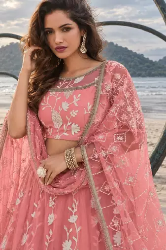 GAJRI PEACH NET THREAD WITH ZARI AND SEQUINCE WORK FESTIVE LEHENGA CHOLI SET FOR WOMEN'S