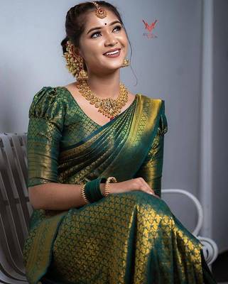 Green silk blend jacuard work festival saree with unstitched blouse piece 5