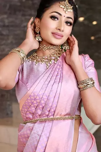 Baby pink silk blend jacuard work festival saree with unstitched blouse piece