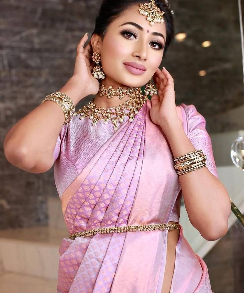 Baby pink silk blend jacuard work festival saree with unstitched blouse piece