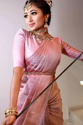 Baby pink silk blend jacuard work festival saree with unstitched blouse piece
