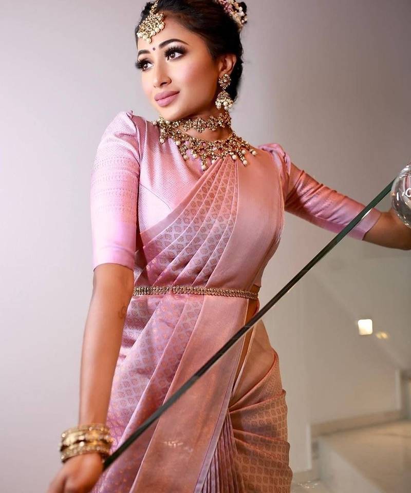 Baby pink silk blend jacuard work festival saree with unstitched blouse piece