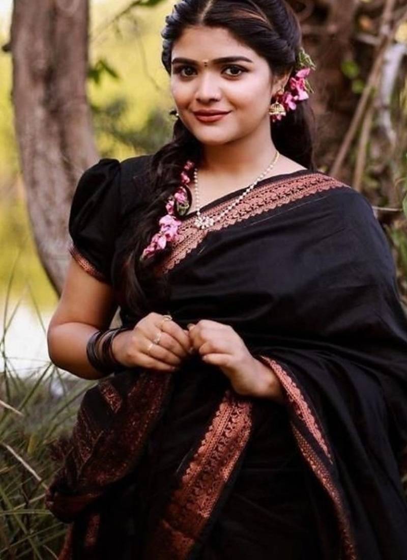 Black silk blend jacuard work festival saree with unstitched blouse piece