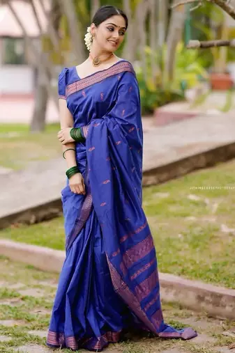 Blue silk blend jacuard work festival saree with unstitched blouse piece