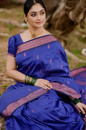 Blue silk blend jacuard work festival saree with unstitched blouse piece