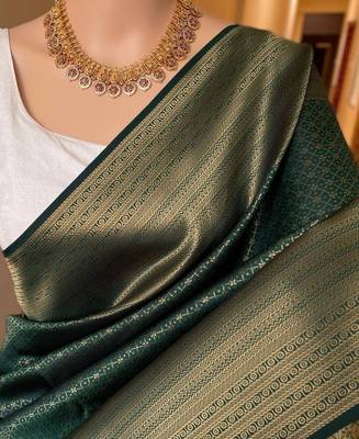 Green silk blend jacuard work festival saree with unstitched blouse piece 1