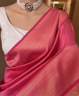 Rani pink silk blend jacuard work festival saree with unstitched blouse piece 1