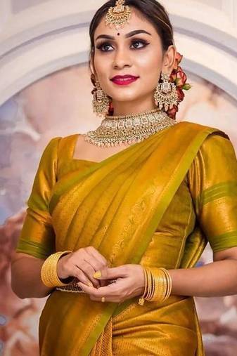 Yellow silk blend jacuard work festival saree with unstitched blouse piece