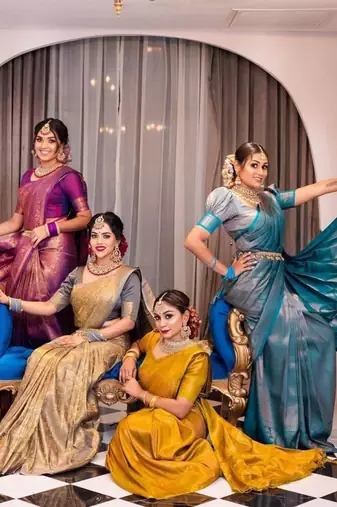 Yellow silk blend jacuard work festival saree with unstitched blouse piece